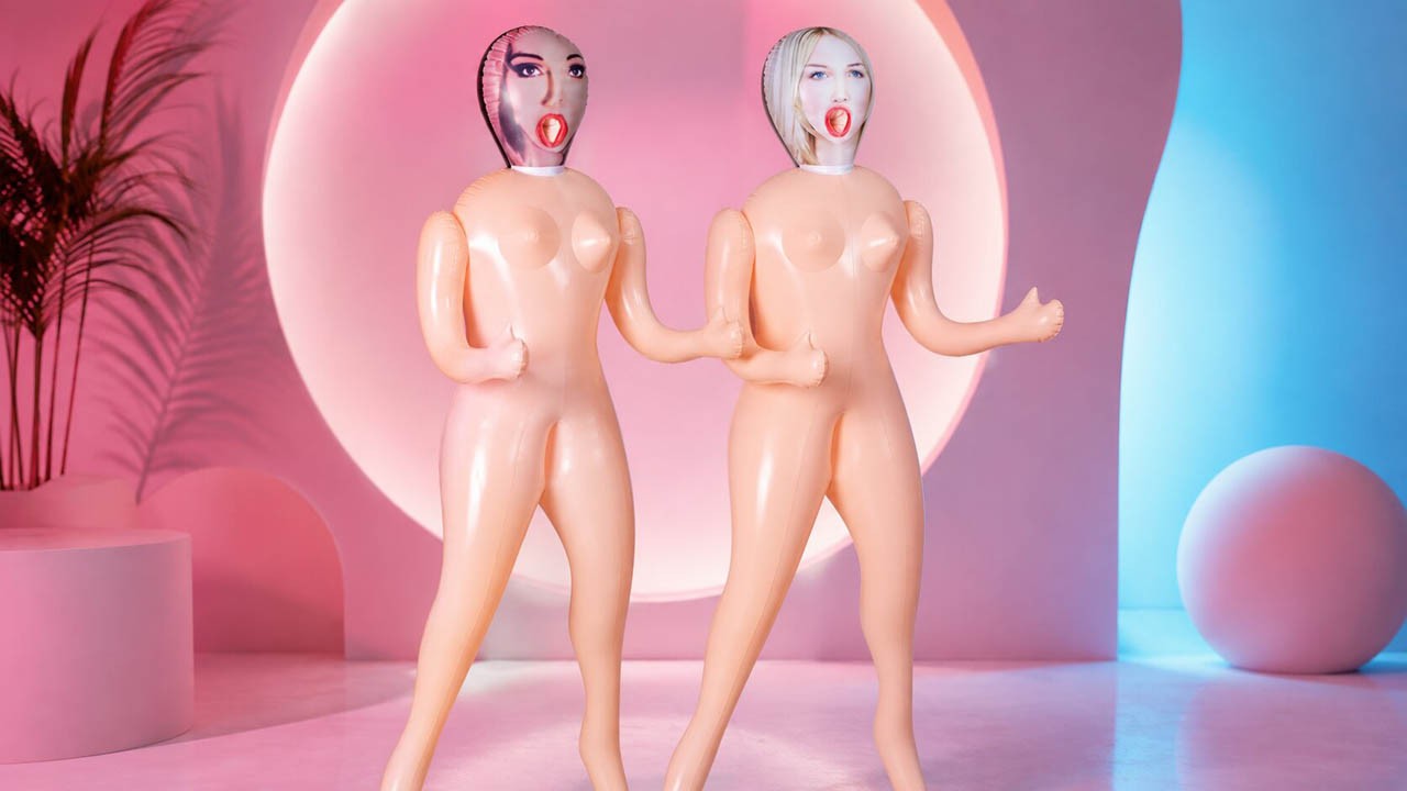 🎈 Muñeca Hinchable: Cuál Comprar para una Despedida y Qué Evitar